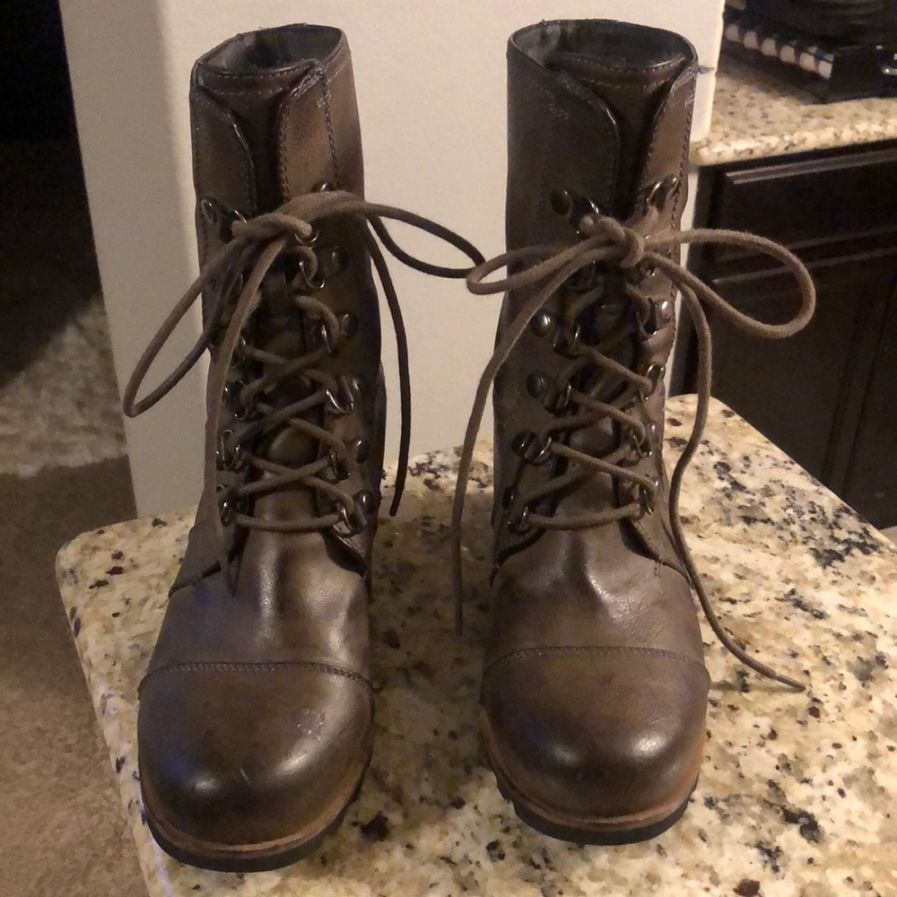 Ankle boot